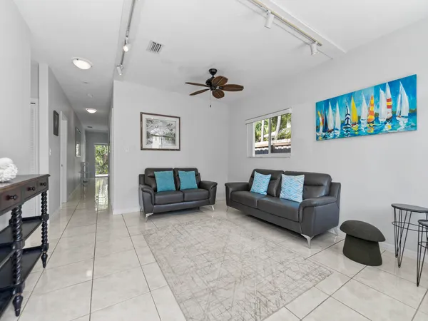 $3,500 | 6 Southeast Marlin Avenue, Key Largo, FL 33037