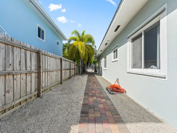 $3,500 | 6 Southeast Marlin Avenue, Key Largo, FL 33037