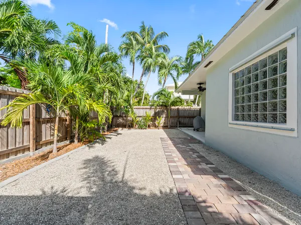 $3,500 | 6 Southeast Marlin Avenue, Key Largo, FL 33037