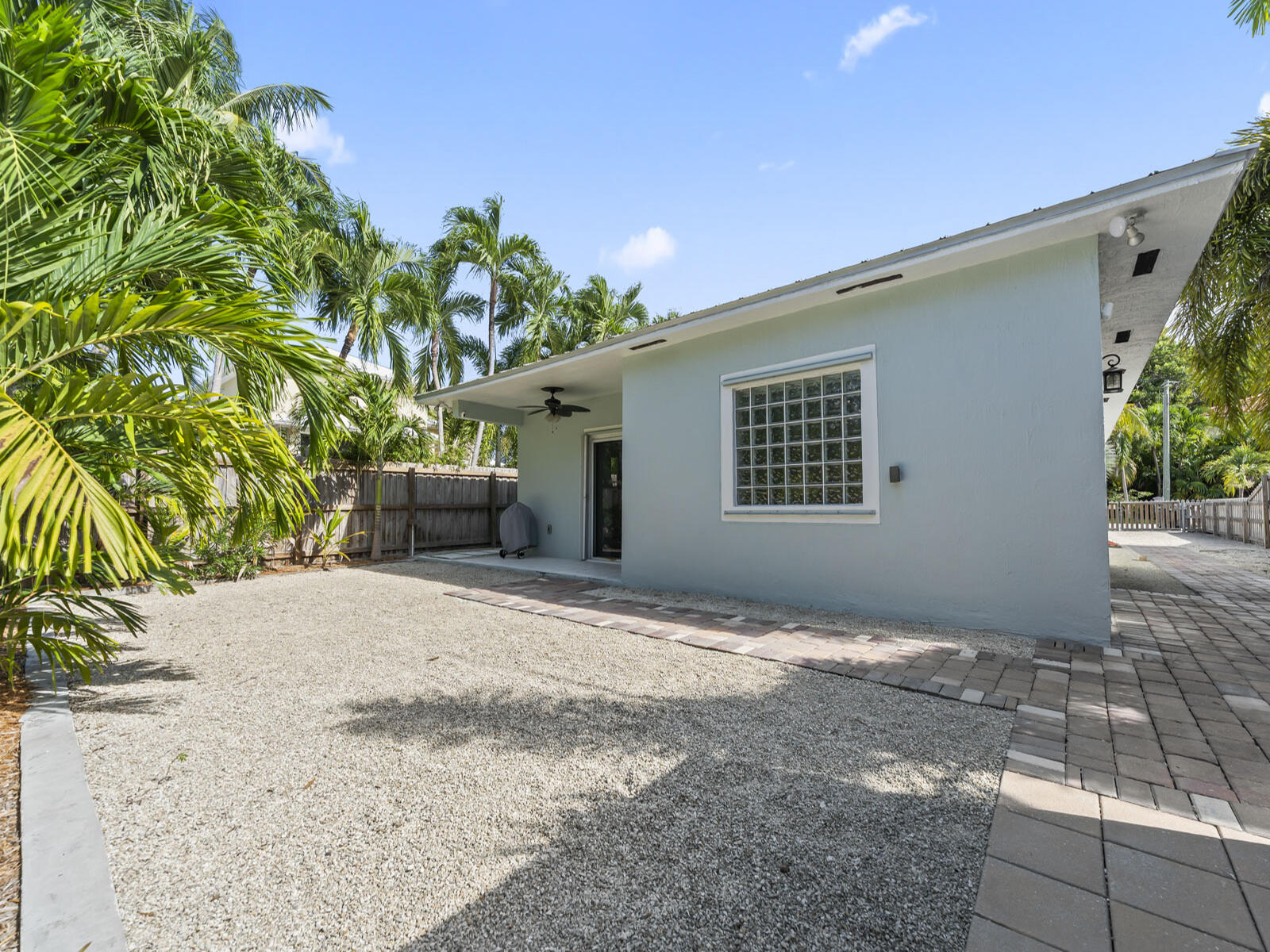 6 Southeast Marlin Avenue Key Largo, FL 33037 - Photo 32 of 47 Exterior