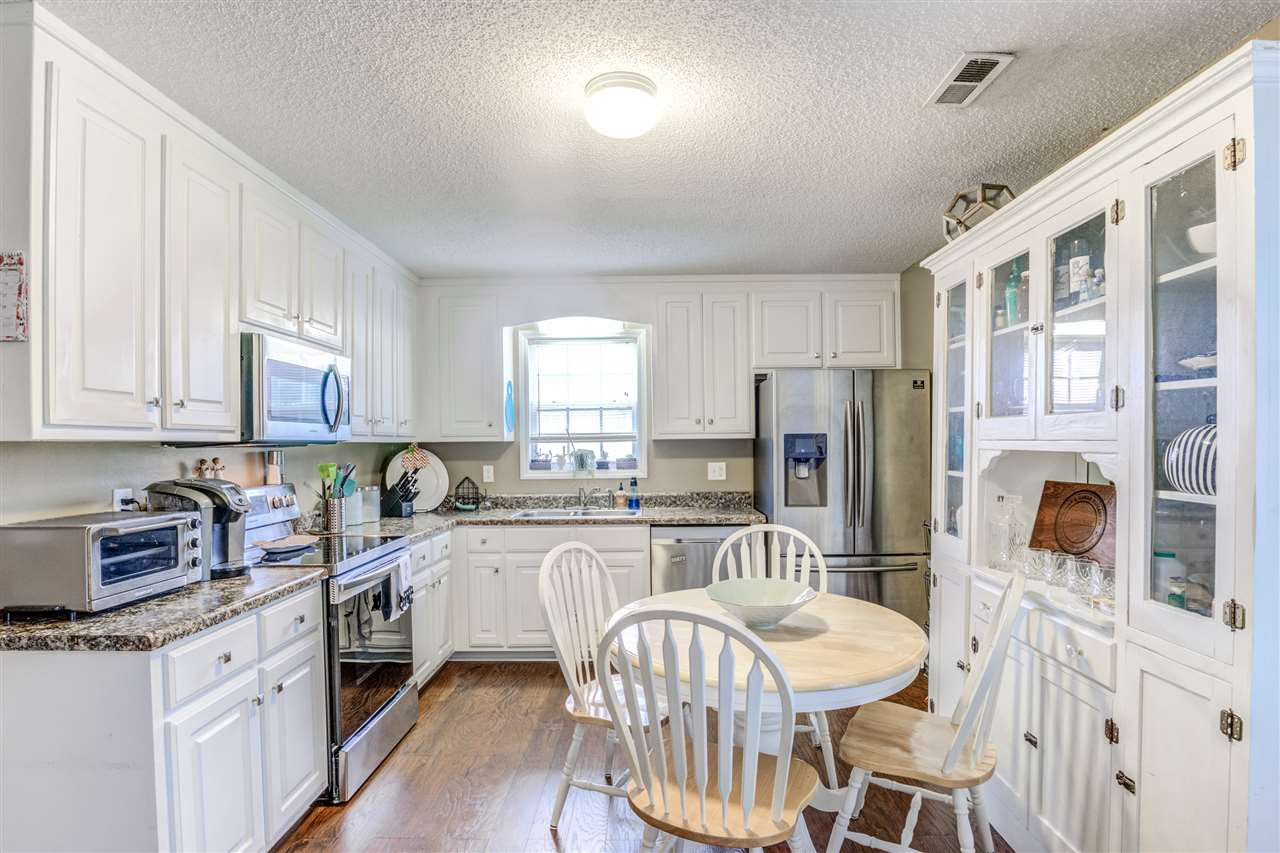 325 Ogburn Road Smithfield, NC 27577 - Photo 7 of 19 Photo 7