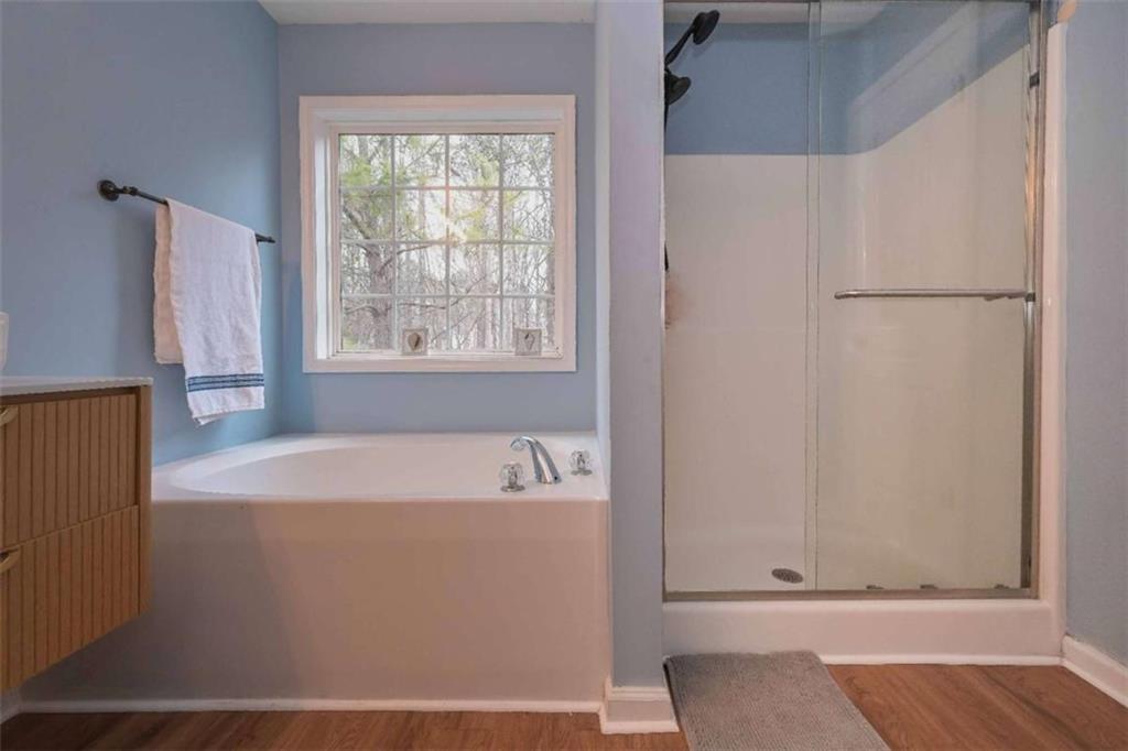 113 Millwheel Drive Villa Rica, GA 30180 - Photo 18 of 34 a room with a window