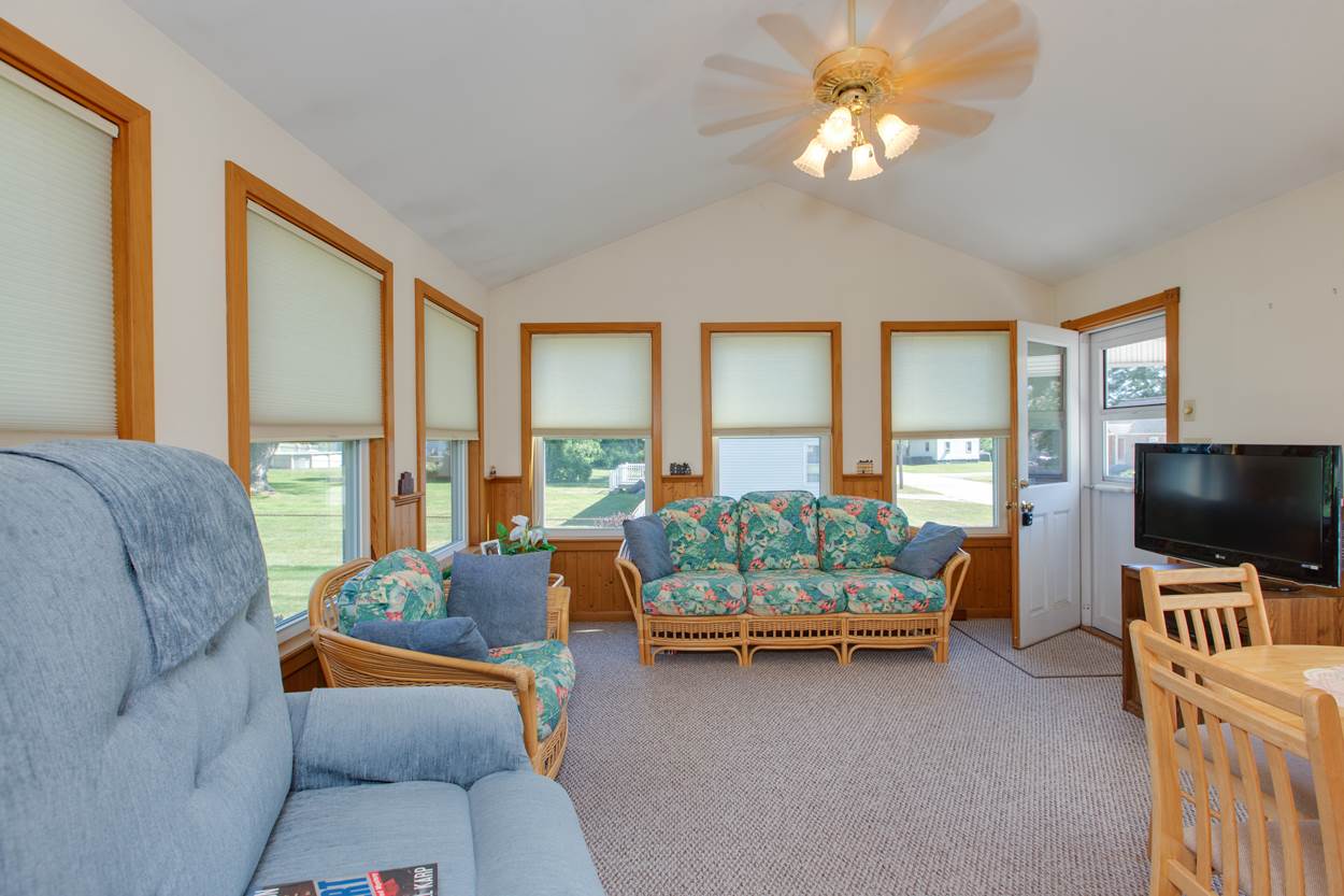 34 Maclarnon Road Salem, NH 03079 - Photo 2 of 30 Gallery Image 2