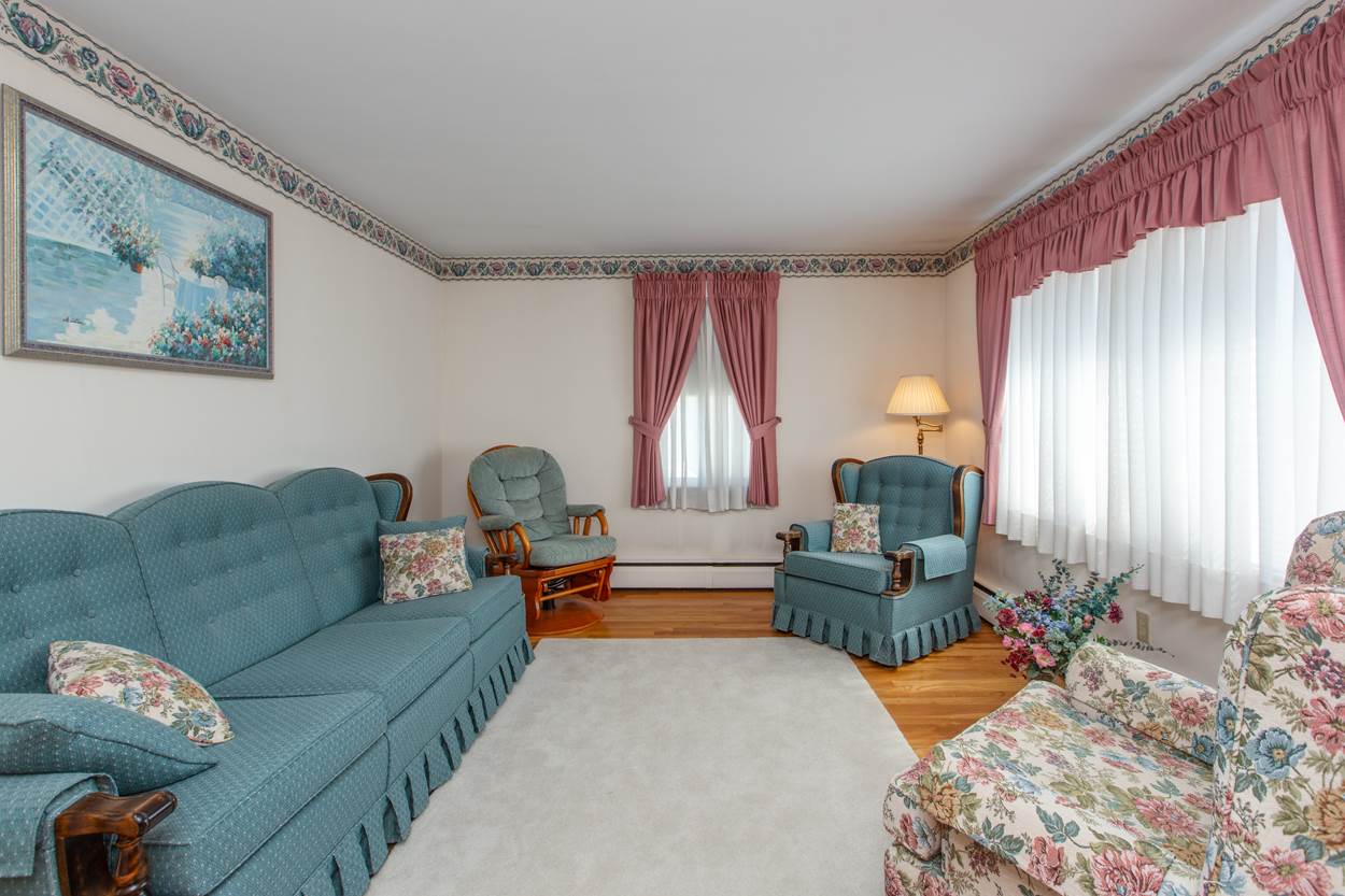 34 Maclarnon Road Salem, NH 03079 - Photo 11 of 30 Gallery Image 11