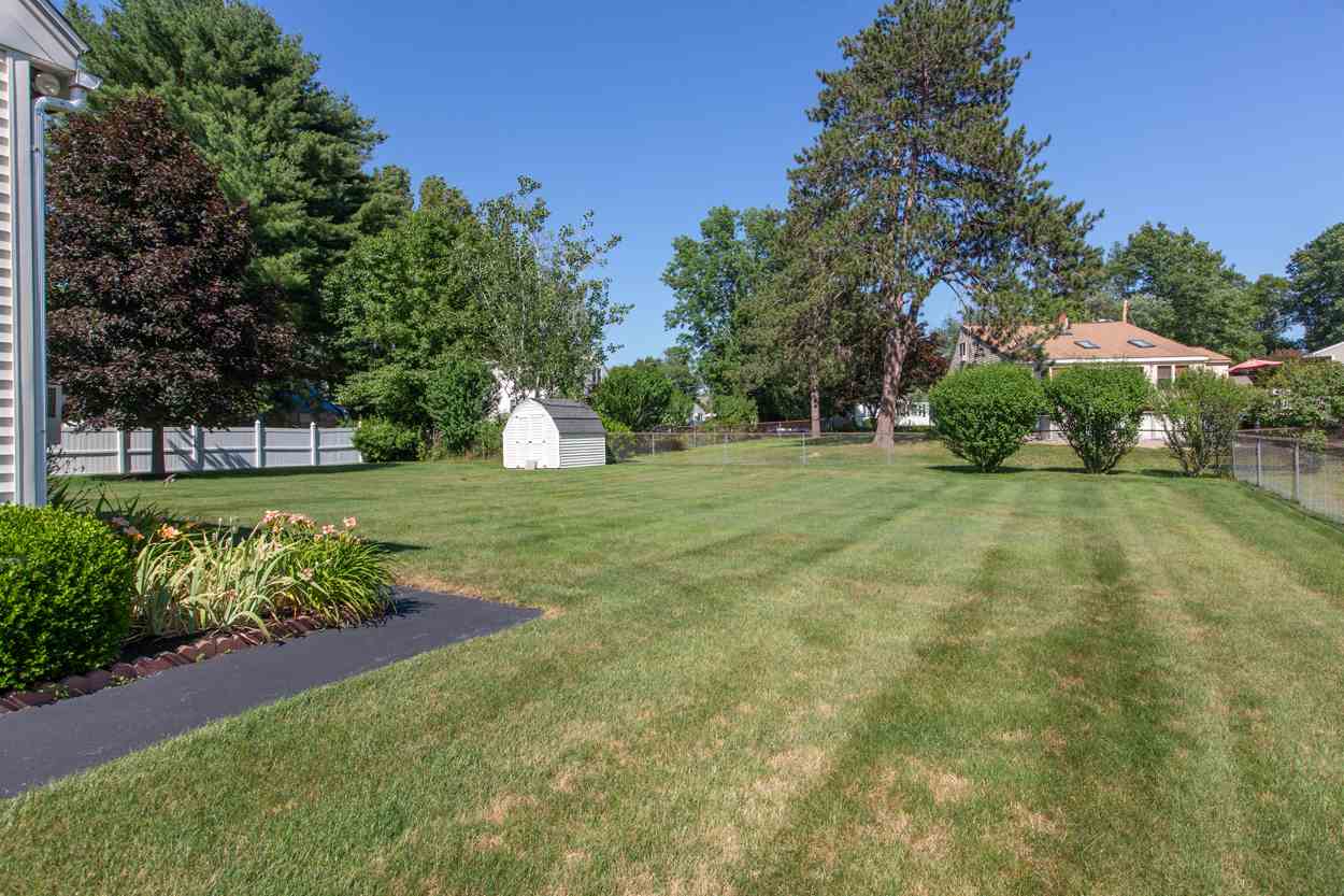 34 Maclarnon Road Salem, NH 03079 - Photo 25 of 30 Gallery Image 25
