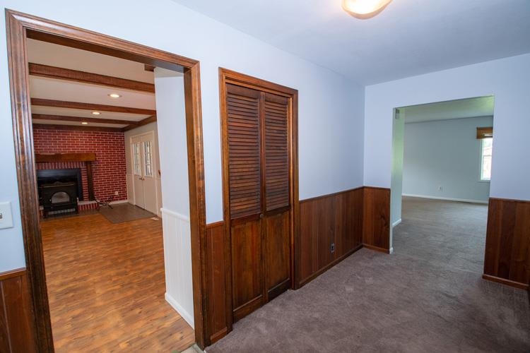 60767 Fir Road Mishawaka, IN 46544 - Photo 4 of 36 Gallery Image 4