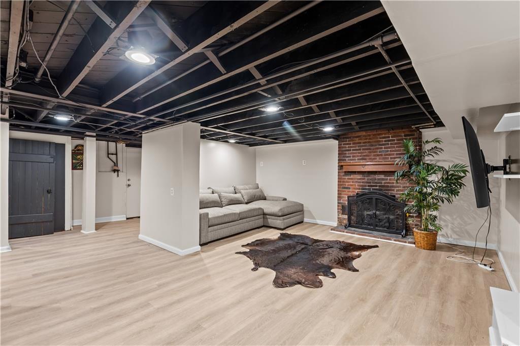 300 Highland Road Pittsburgh, PA 15235 - Photo 25 of 32 a view of utility room
