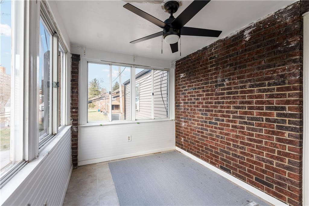 300 Highland Road Pittsburgh, PA 15235 - Photo 29 of 32 a view of an empty room and a window