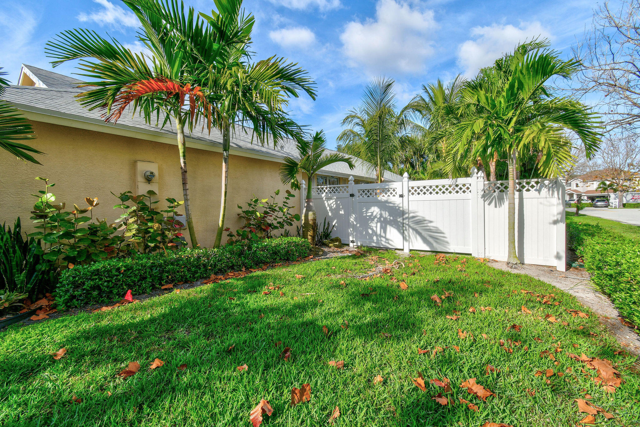 350 Clocktower Drive Jupiter, FL 33458 - Photo 43 of 45 350ClocktowerDr(69)