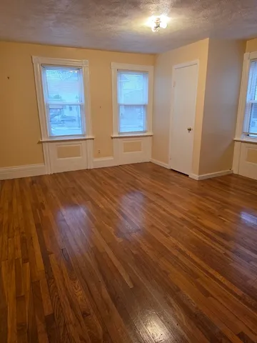 $1,800 | 509 Main Street, Unit 2, Waltham, MA 02452