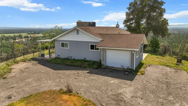 $493,000 | 13497 Old Oregon Trail, Redding, CA 96003