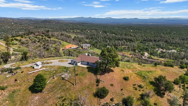$493,000 | 13497 Old Oregon Trail, Redding, CA 96003