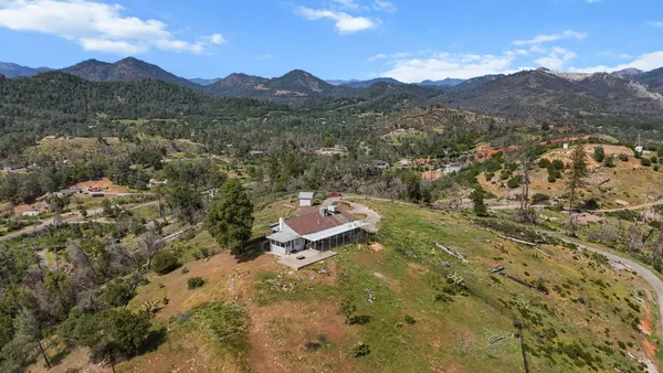 $493,000 | 13497 Old Oregon Trail, Redding, CA 96003