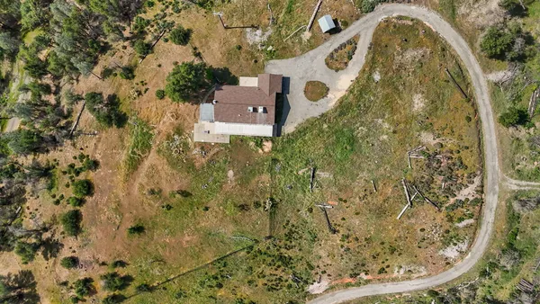 $493,000 | 13497 Old Oregon Trail, Redding, CA 96003