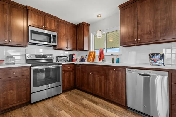 $493,000 | 13497 Old Oregon Trail, Redding, CA 96003