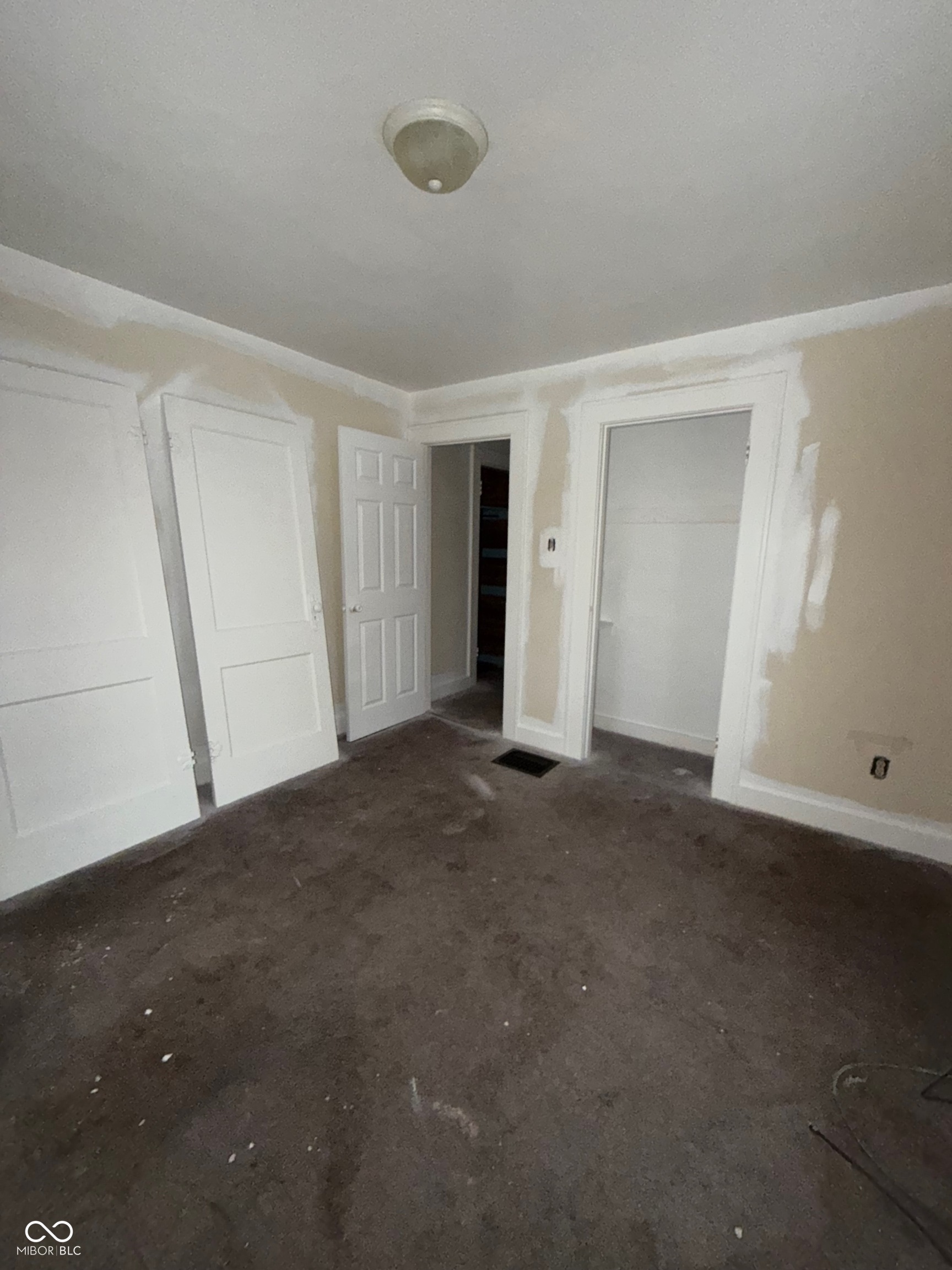 4406 Rockville Road Indianapolis, IN 46222 - Photo 12 of 13