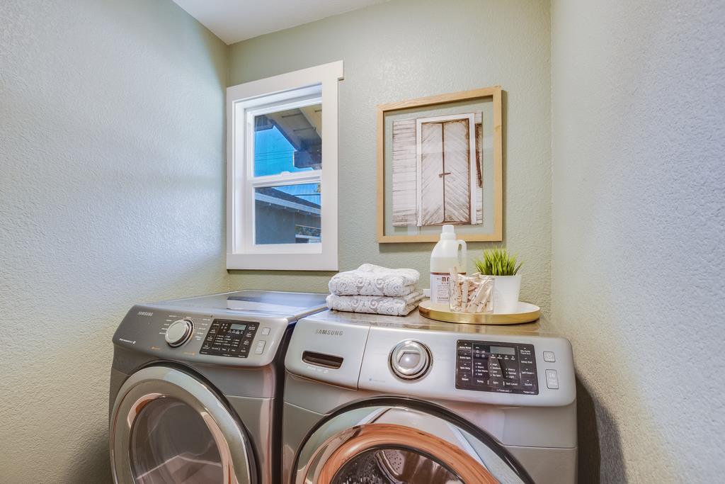 811 West Homestead Road Sunnyvale, CA 94087 - Photo 27 of 33 a utility room with dryer and washer