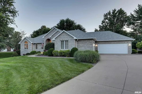 $549,000 | 2701 Cheswick Road, Quincy, IL 62301