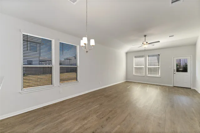 $2,050 | 25587 Blossom Court, Montgomery, TX 77316