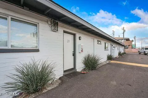 $1,275 | 1914 West Hayward Avenue, Unit 18, Phoenix, AZ 85021