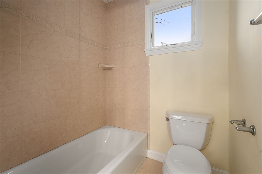 142 Hartman Road Newton, MA 02459 - Photo 32 of 37