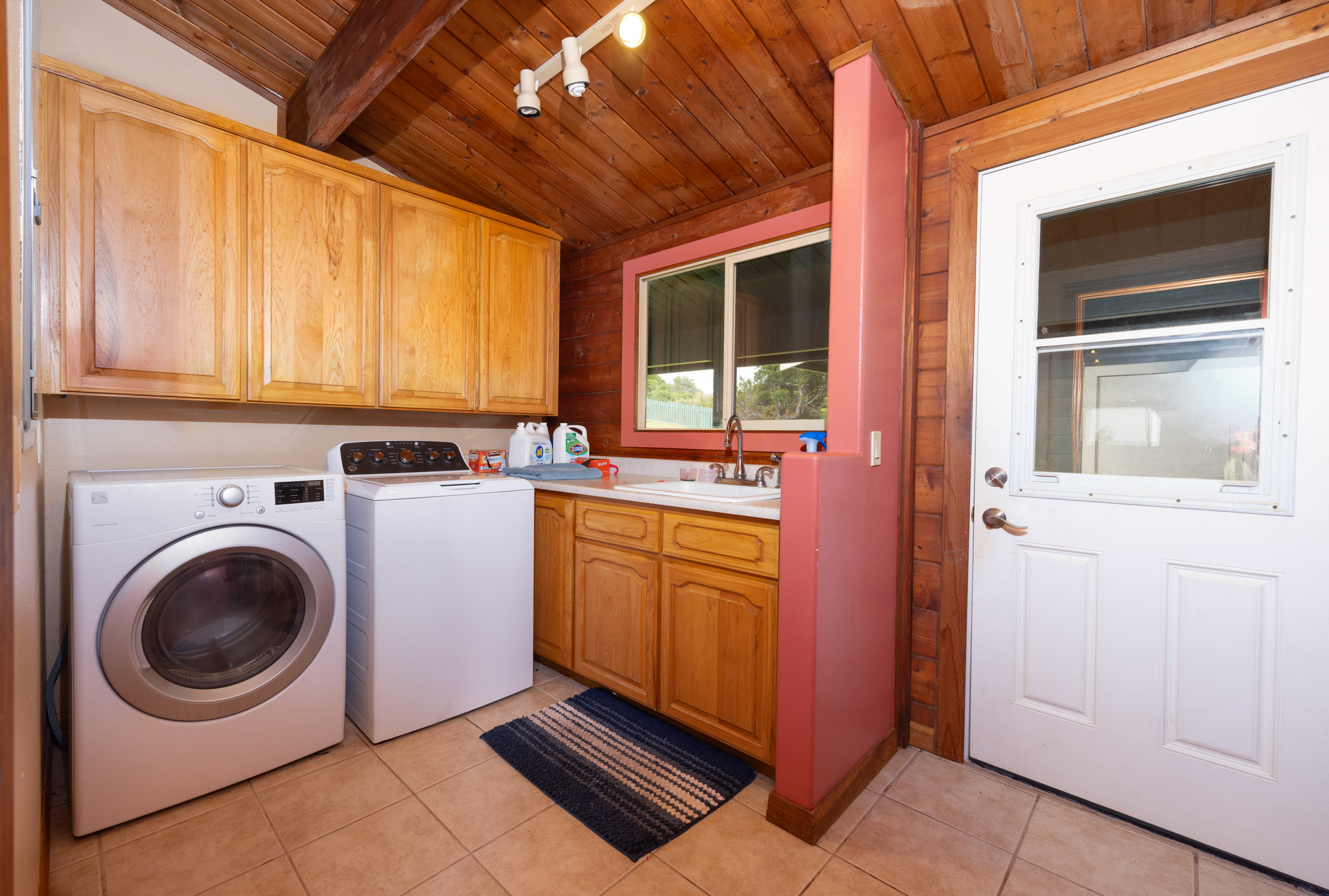 93-7015 Kamaoa Road Captain Cook, HI 96704 - Photo 7 of 28