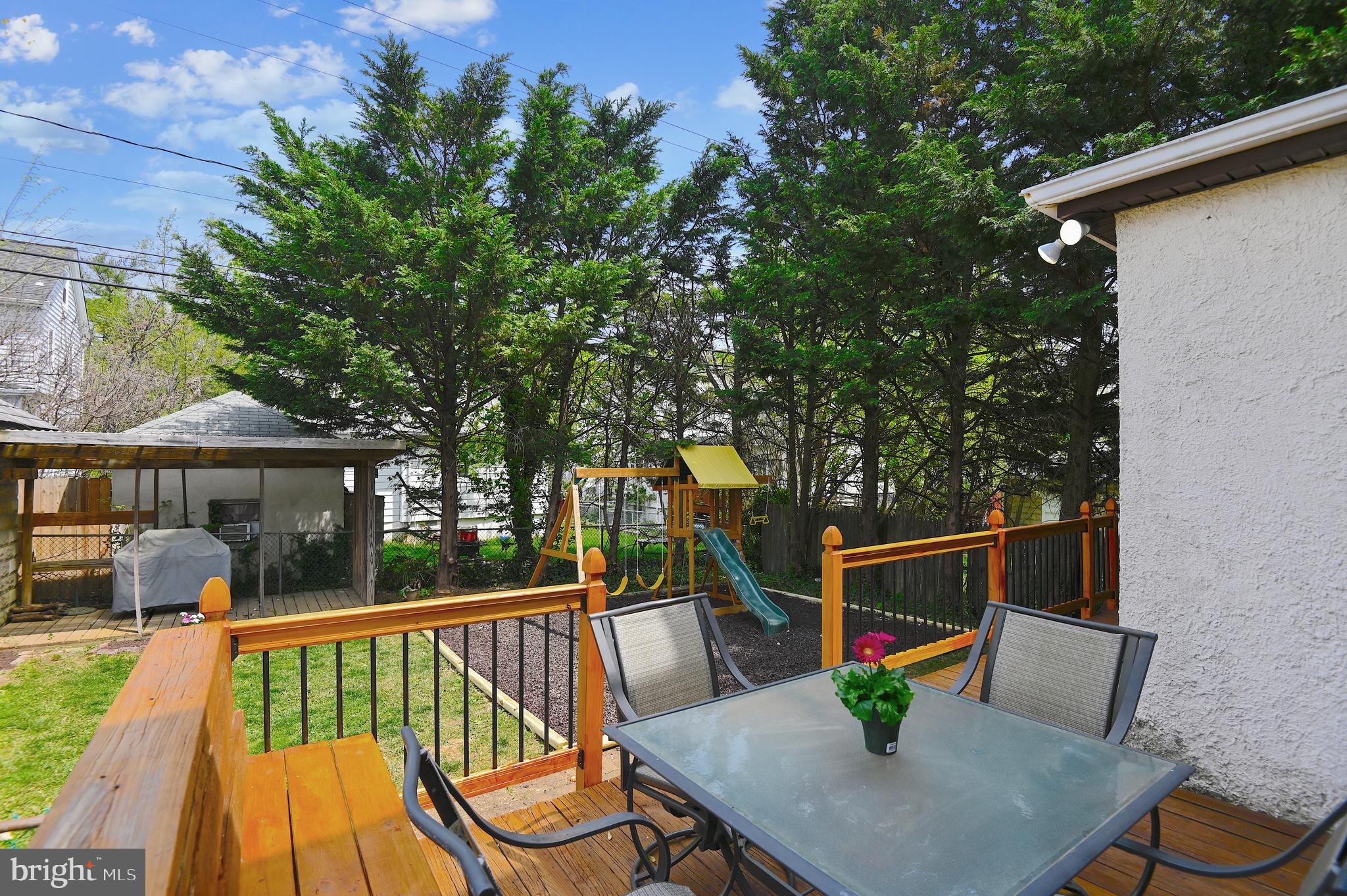 511 Kingston Road Baltimore, MD 21229 - Photo 35 of 45 EXPANSIVE DECK AND FENCED PLAY AREA