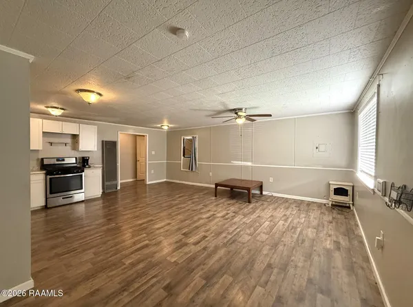 $850 | 209 Camp Street, Abbeville, LA 70510