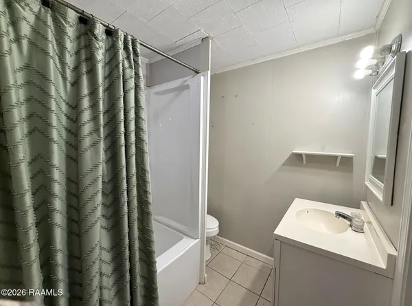 $850 | 209 Camp Street, Abbeville, LA 70510