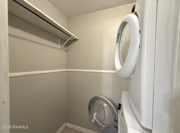 $850 | 209 Camp Street, Abbeville, LA 70510