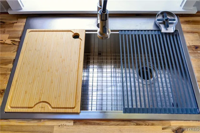 $243,000 | 42 South Main Street, Murray, NY 14470