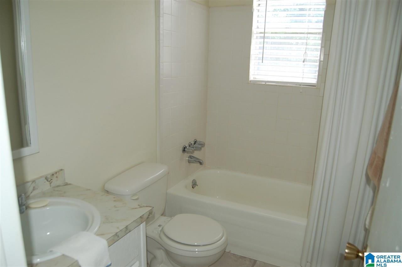 208 7th Street Midfield, AL 35228 - Photo 13 of 16