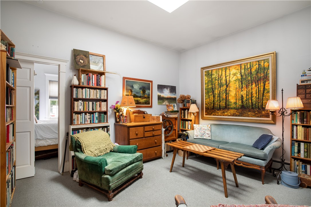 133 Spring Street Newport, RI 02840 - Photo 11 of 24