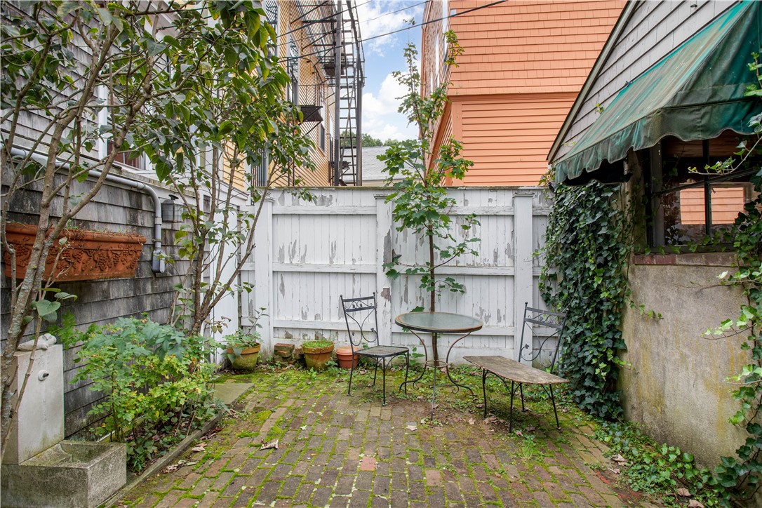 133 Spring Street Newport, RI 02840 - Photo 19 of 24