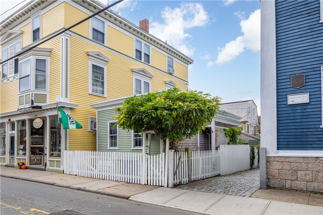 133 Spring Street Newport, RI 02840 - Photo 23 of 24