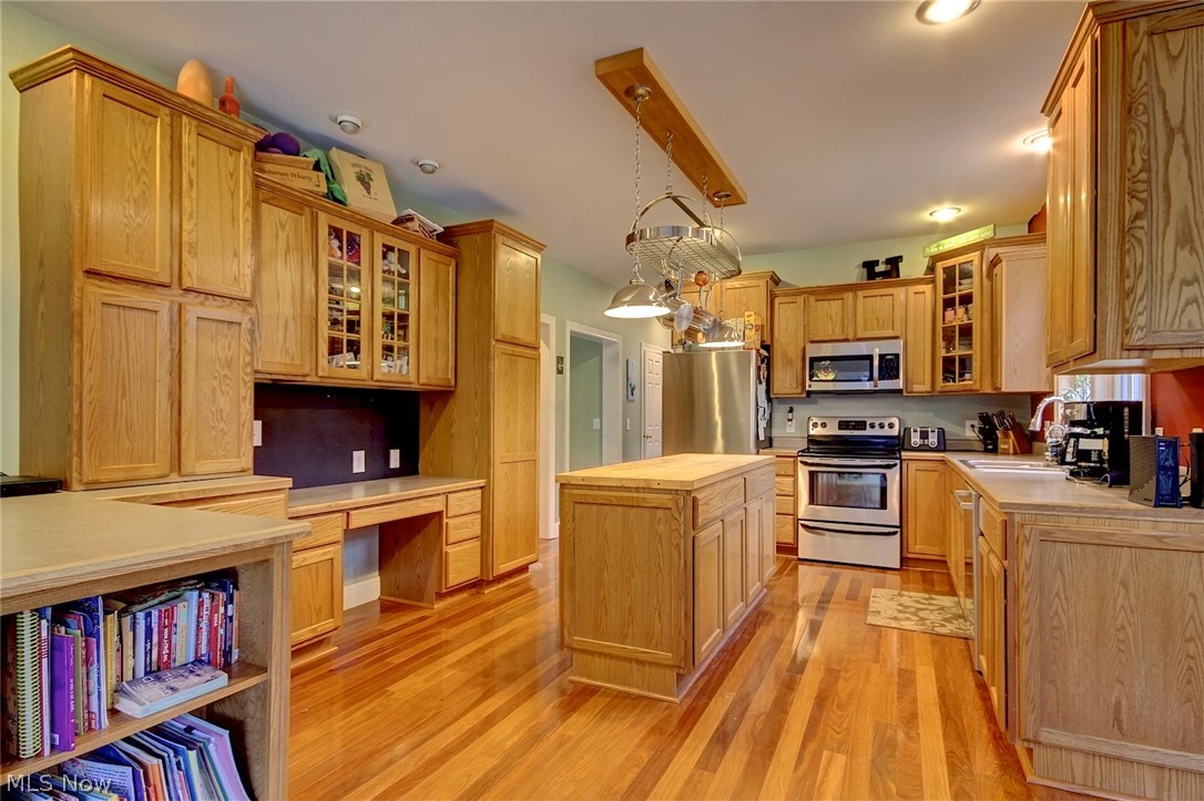 755 Duff Road Put In Bay, OH 43456 - Photo 11 of 33 Gallery Image 11