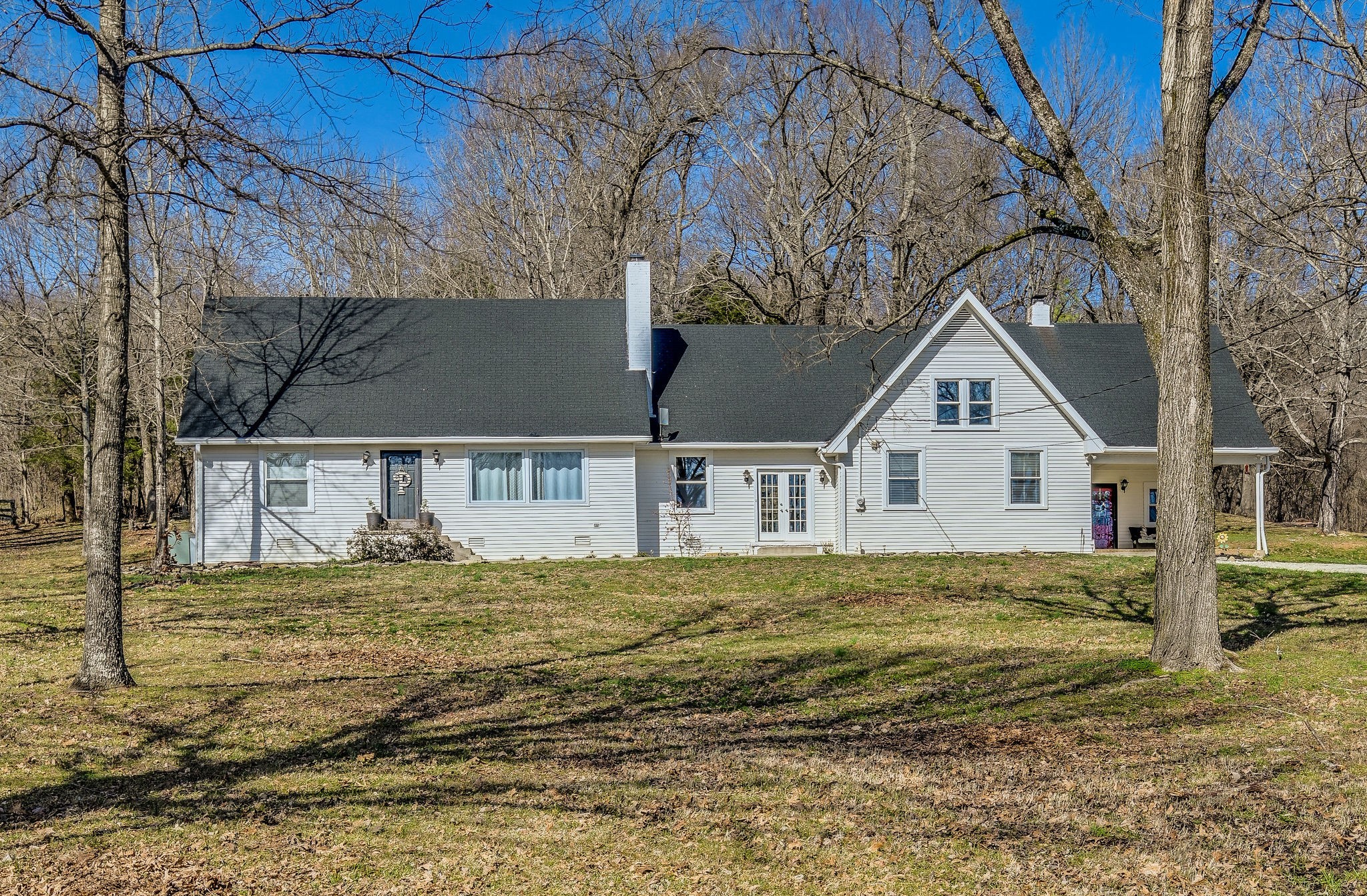 1976 Evergreen Road Thompson's Station, TN 37179 - Photo 1 of 50 Gallery Image 1