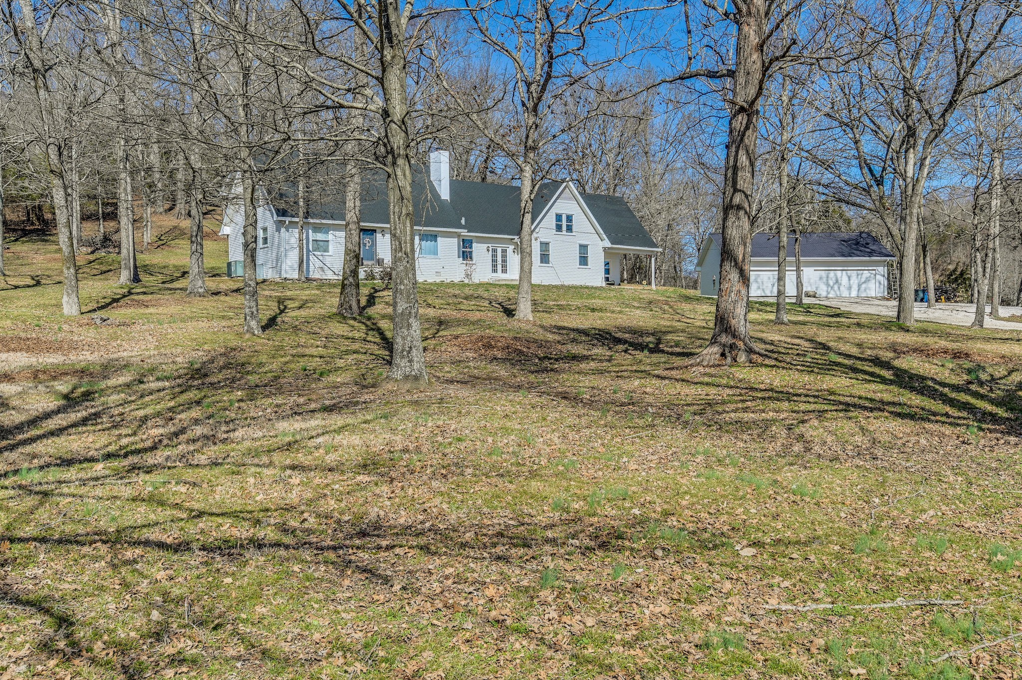 1976 Evergreen Road Thompson's Station, TN 37179 - Photo 5 of 50 Gallery Image 5