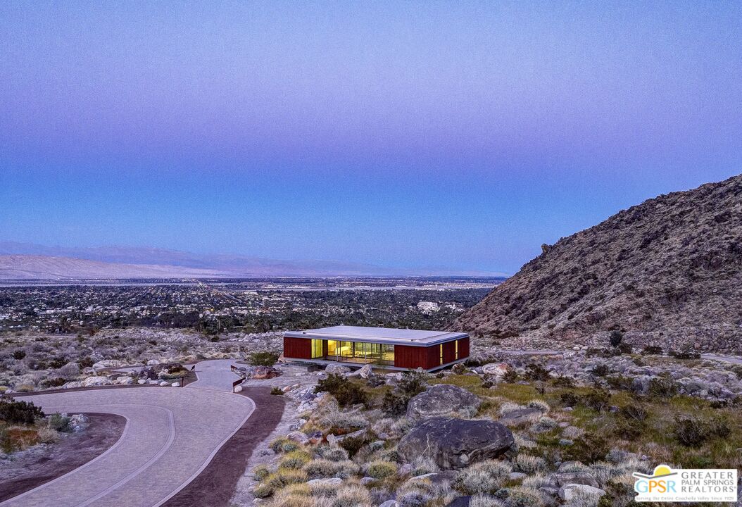 2127 Morning Vista Drive Palm Springs, CA 92262 - Photo 9 of 13 an aerial view of a city