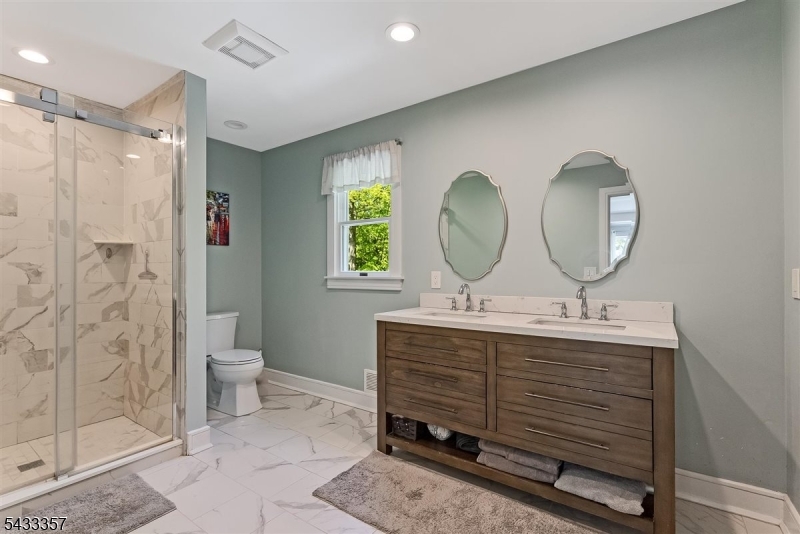 1 Waters Edge Drive Sparta, NJ 07871 - Photo 23 of 48