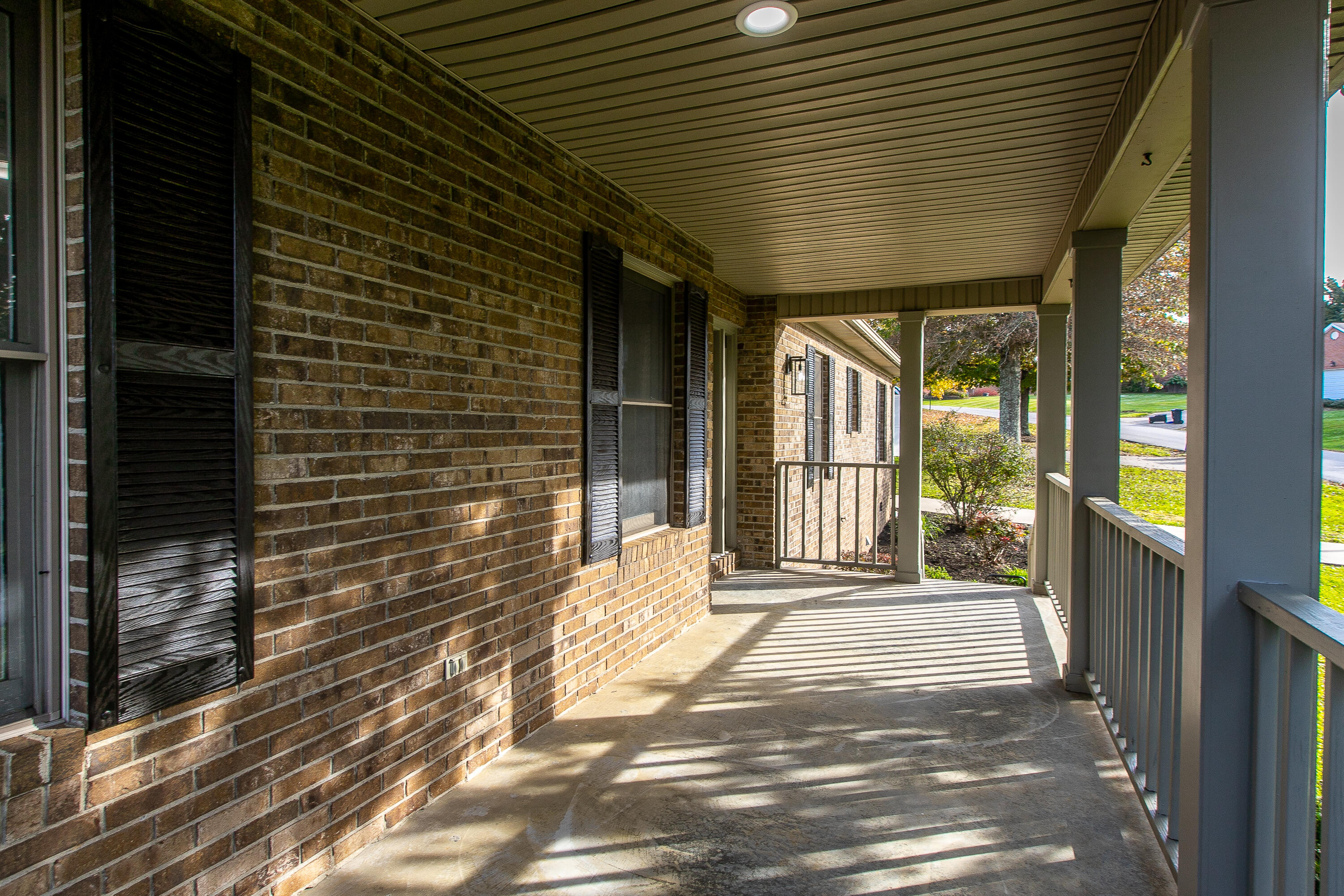 103 Locust Ridge Road Frankfort, KY 40601 - Photo 4 of 40 1-5