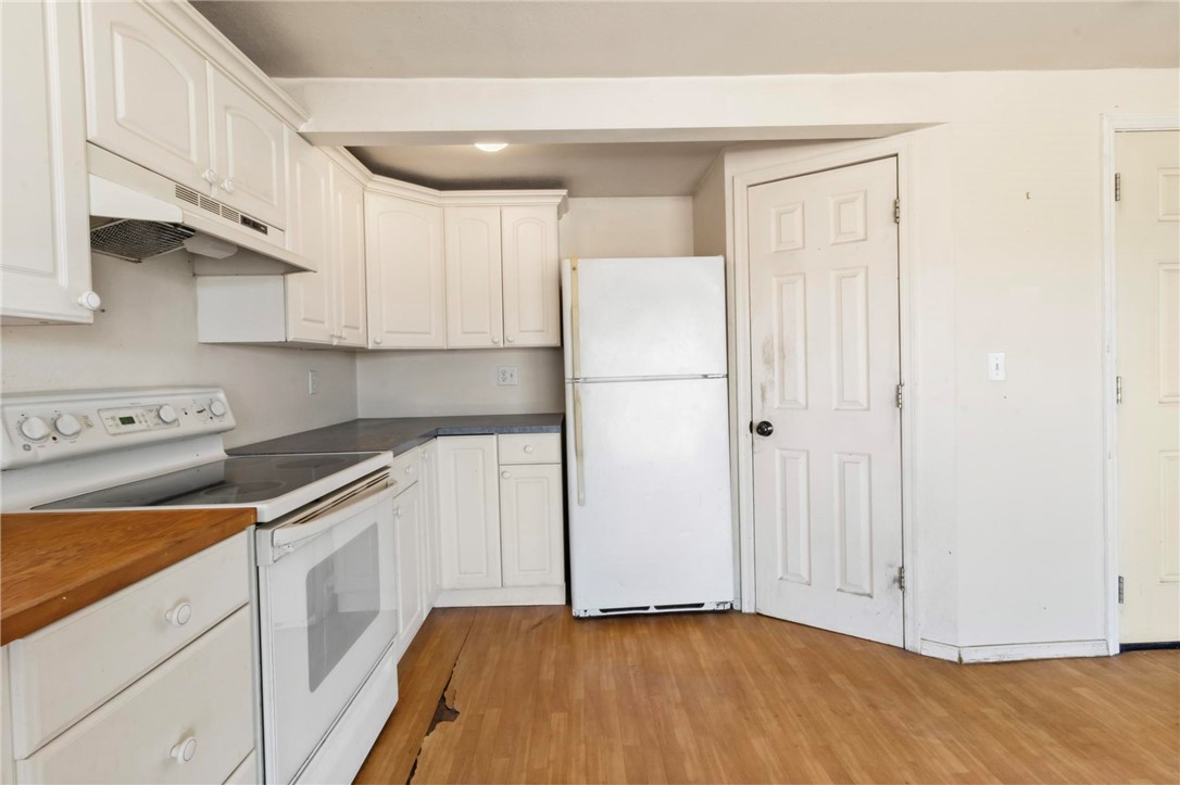 5469 Cove Road Golden Valley, AZ 86413 - Photo 52 of 61 Kitchen