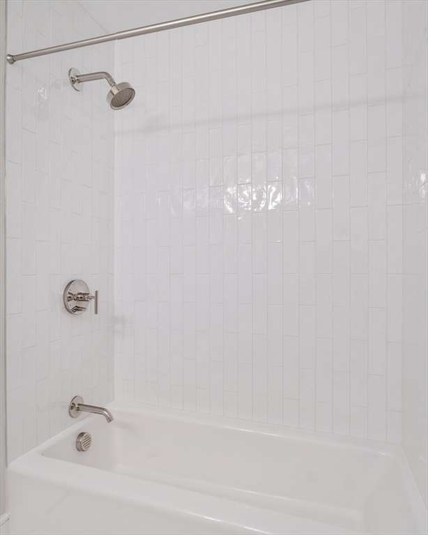 20 Kinmonth Road, Unit 203 Newton, MA 02468 - Photo 18 of 19