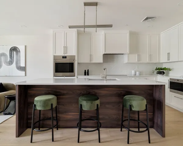 $849,000 | 20 Kinmonth Road, Unit 203, Newton, MA 02468