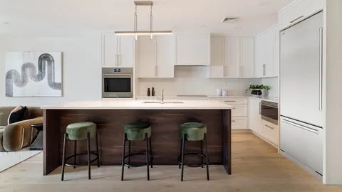 $849,000 | 20 Kinmonth Road, Unit 203, Newton, MA 02468