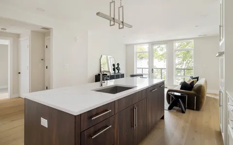 $849,000 | 20 Kinmonth Road, Unit 203, Newton, MA 02468