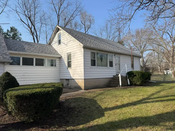 $219,900 | 21801 83rd Street, Salem Lakes, WI 53168