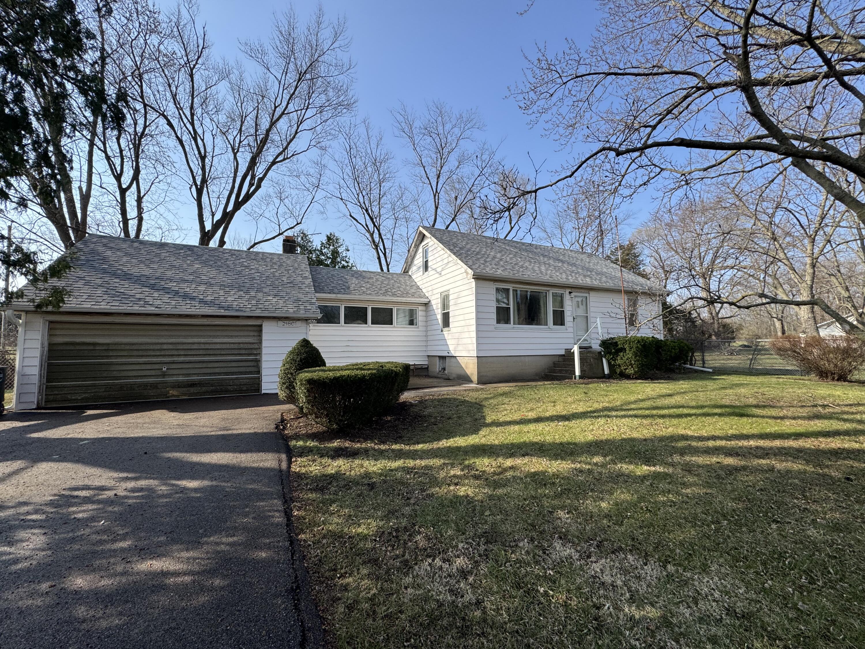 21801 83rd Street Salem Lakes, WI 53168 - Photo 2 of 18 IMG_1509