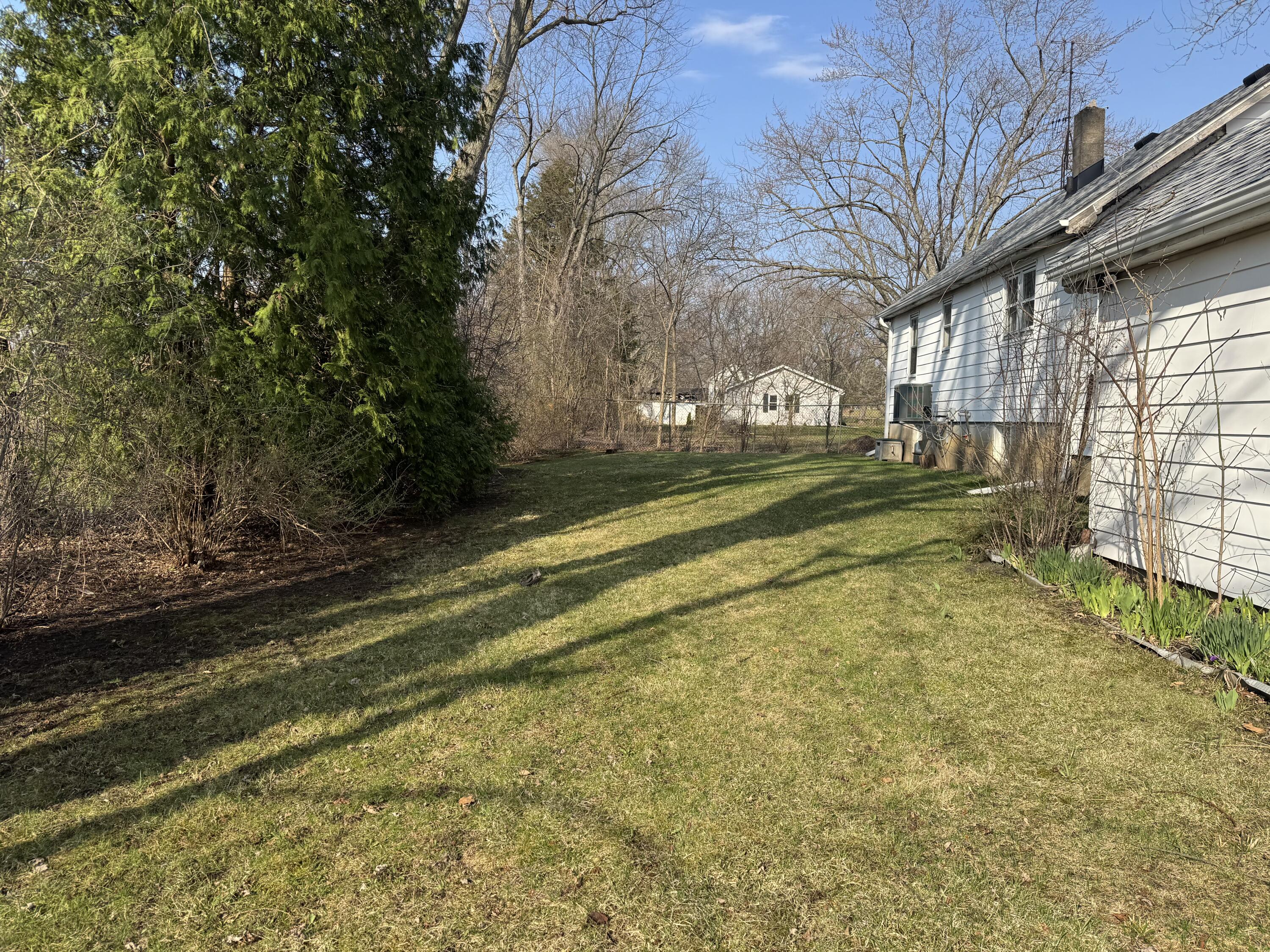 21801 83rd Street Salem Lakes, WI 53168 - Photo 3 of 18 IMG_1513