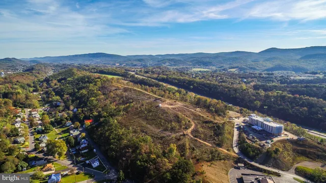 $1,900,000 | Shades Rr Lane Lane, Cumberland, MD 21502